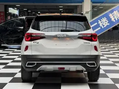 2021 Kia Seltos 1.5L CVT, белый — фото 20