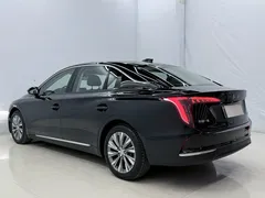 2024 Hongqi E-QM5 EV 500km Travel, чёрный — фото 13