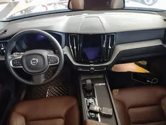 2022 Volvo XC60 4WD Zhiyi Luxury — фото 10
