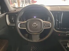 2022 Volvo XC60 4WD Zhiyi Luxury — фото 11