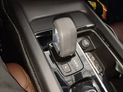 2022 Volvo XC60 4WD Zhiyi Luxury — фото 14