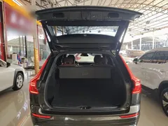 2022 Volvo XC60 4WD Zhiyi Luxury — фото 19