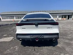 2023 Changan UNI-V 1.5T Premium, белый — фото 11