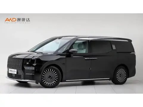 2024 Zeekr 009 6-Seat Executive 4WD 108kWh EV