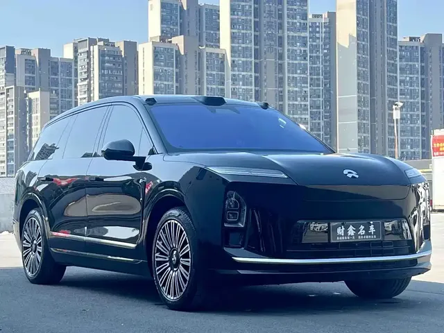 2026 Nio ES8 6-seat Executive Luxury