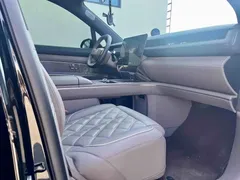 2026 Nio ES8 6-seat Executive Luxury, чёрный — фото 8