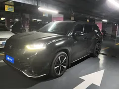 2021 Toyota Crown Kluger 2.5L Hybrid 4WD Luxury, чёрный — фото 1
