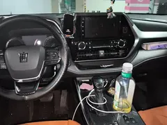 2021 Toyota Crown Kluger 2.5L Hybrid 4WD Luxury, чёрный — фото 12