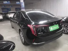 2023 Hongqi E-QM5 EV 620km PLUS, чёрный — фото 5
