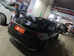 2022 Lexus ES 200 Excellence, чёрный — фото 6