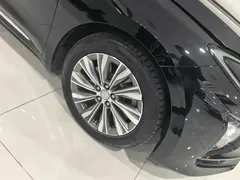 2024 Hongqi E-QM5 EV 610km Plus, чёрный — фото 6