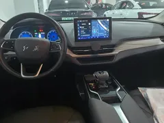 2024 Hongqi E-QM5 EV 610km Plus, чёрный — фото 12