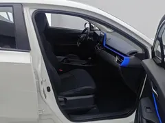 2021 Toyota C-HR 2.0L Comfort, белый — фото 8