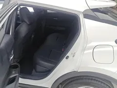 2021 Toyota C-HR 2.0L Comfort, белый — фото 11