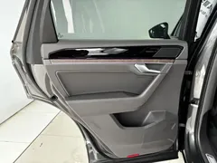 2022 Volkswagen Touareg 3.0TSI Black Sport Package — фото 20
