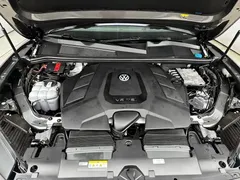 2022 Volkswagen Touareg 3.0TSI Black Sport Package — фото 29