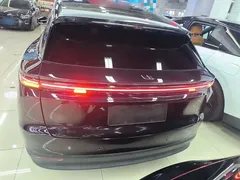 2025 Li Auto i6 4WD Standard, чёрный — фото 6