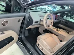 2025 Li Auto i6 4WD Standard, чёрный — фото 16