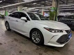 2019 Toyota Avalon 2.0L Luxury, белый — фото 3
