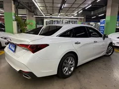 2019 Toyota Avalon 2.0L Luxury, белый — фото 4