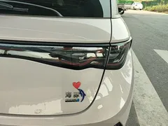 2025 BYD Dolphin Smart Driving 410km Fashion, чёрный — фото 8