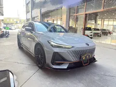 2022 Changan UNI-V 1.5T Sport — фото 3