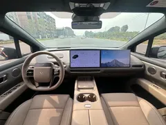 2025 Li Auto i6 2WD Standard, чёрный — фото 13