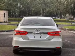 2021 Toyota Camry 2.0G Luxury — фото 8