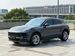 2021 Porsche Macan 2.0T — фото 1
