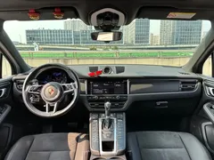 2021 Porsche Macan 2.0T — фото 10