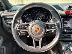 2021 Porsche Macan 2.0T — фото 16
