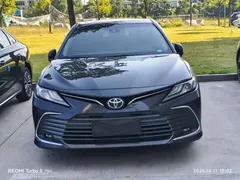 2021 Toyota Camry 2.0G Luxury, чёрный — фото 2