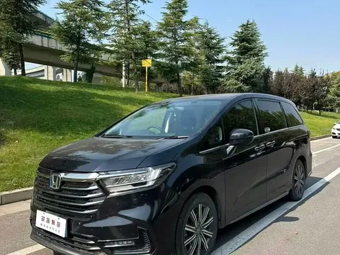2022 Honda Odyssey 2.0L e:HEV Rui