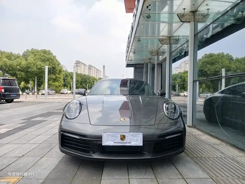 2022 Porsche 911 Carrera 3.0T