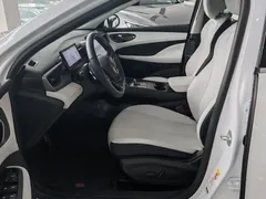 2025 BYD Seal 05 PHEV 120KM Smart Driving Flagship, белый — фото 12
