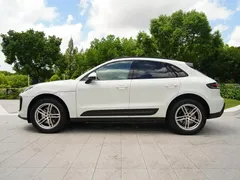 2023 Porsche Macan 2.0T, белый — фото 3