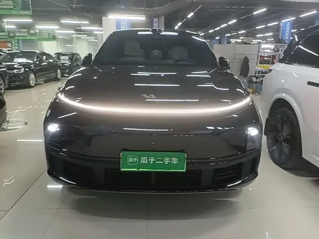 2025 Li Auto L7