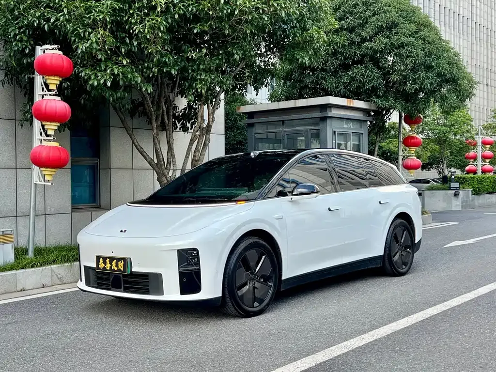 2025 Li Auto i6 2WD Standard
