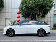 2025 Li Auto i6 2WD Standard, белый — фото 5