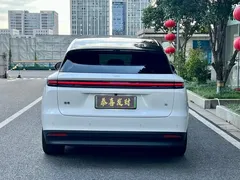 2025 Li Auto i6 2WD Standard, белый — фото 7