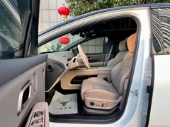 2025 Li Auto i6 2WD Standard, белый — фото 10