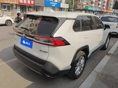 2022 Toyota Wildlander 2.0L CVT 2WD, белый — фото 3