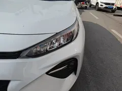 2022 Toyota Wildlander 2.0L CVT 2WD, белый — фото 5