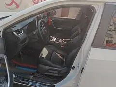 2022 Toyota Wildlander 2.0L CVT 2WD, белый — фото 9