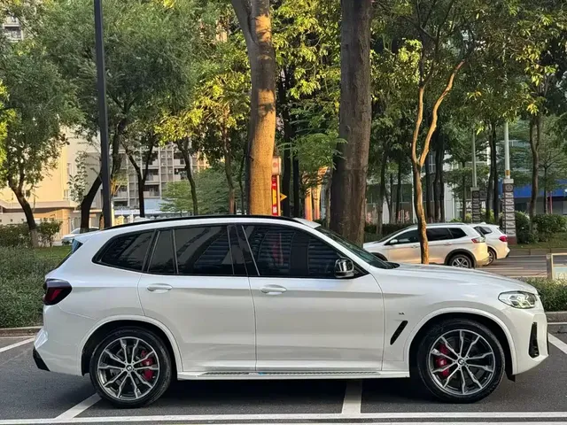 2022 BMW X3 Leading M Night Package