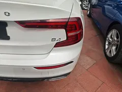 2022 Volvo S60 B4 Luxury, белый — фото 8