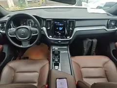 2022 Volvo S60 B4 Luxury, белый — фото 10
