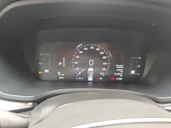 2022 Volvo S60 B4 Luxury, белый — фото 12