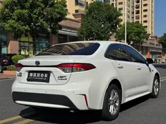 2021 Toyota Levin Hybrid 1.8H E-CVT, белый — фото 6