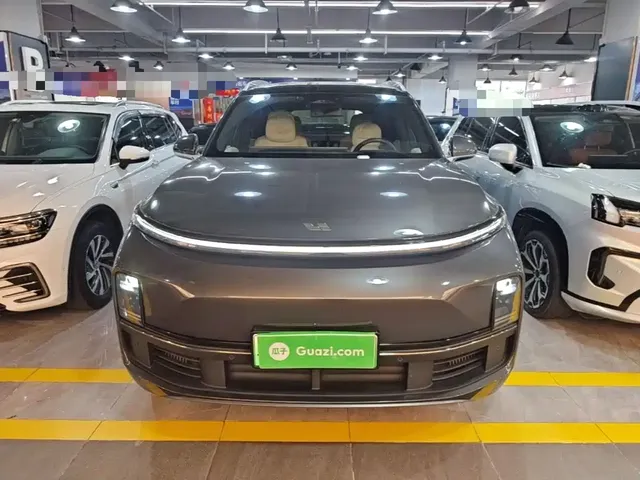 2023 Li Auto L8 Air